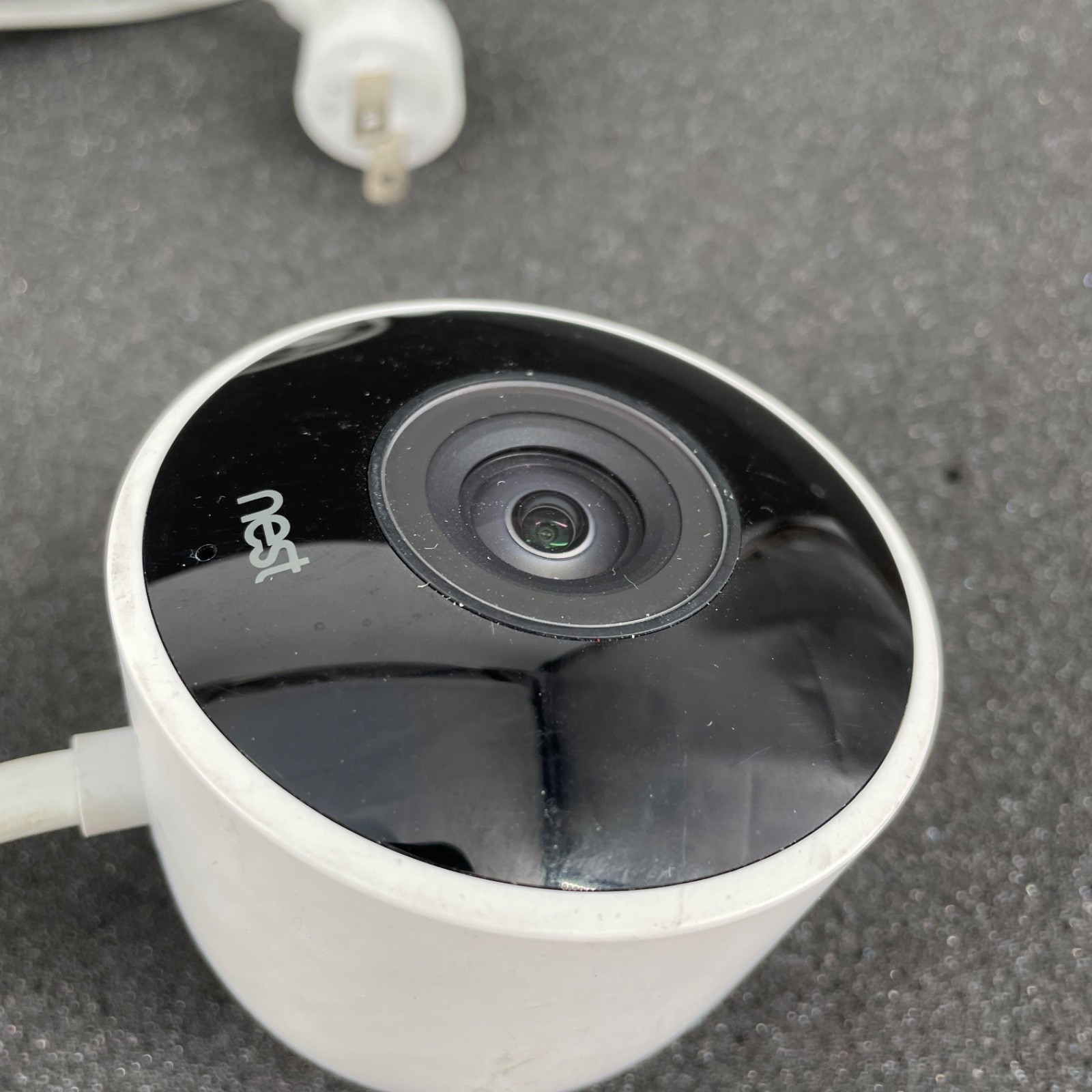 Google Nest Cam Outdoor Security Camera Wi-Fi Wired 1080P Night Vision NC2100ES