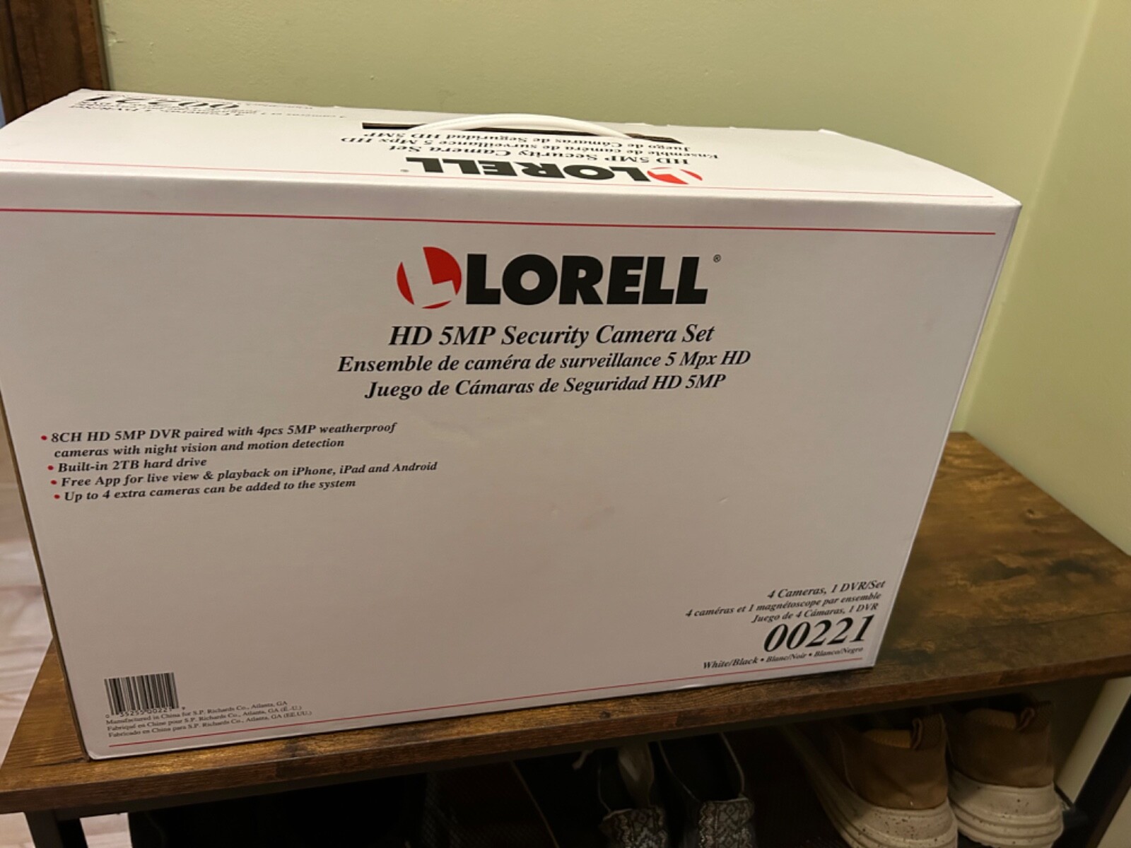 LORELL 00221 HD 5 MP SECURITY CAMERA 4 CAMERA SET 2 TB DVR. WHT/BLACK