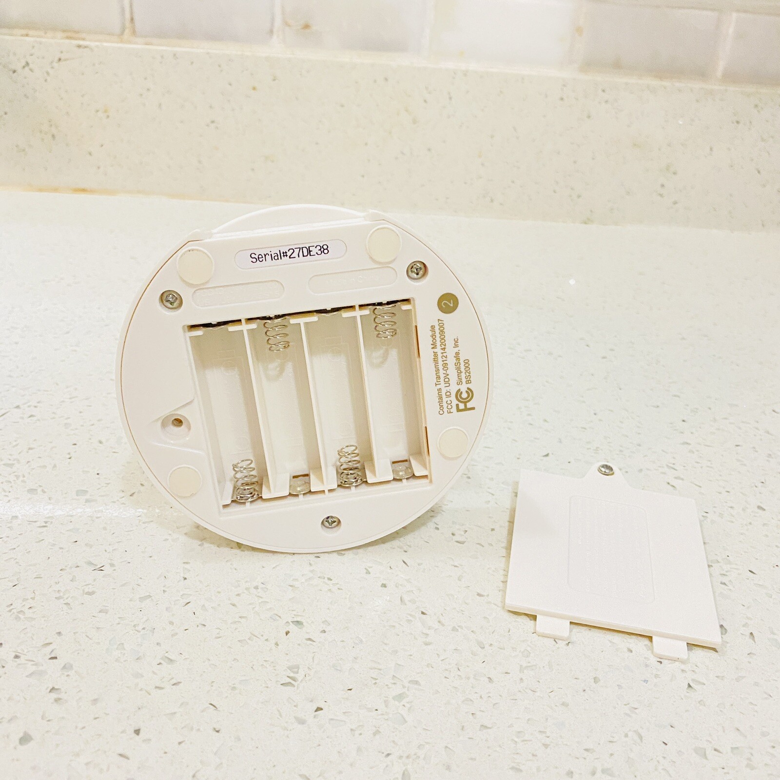 SimpliSafe Base Station W/ Power Cord BS2000 1st generation security AS IS