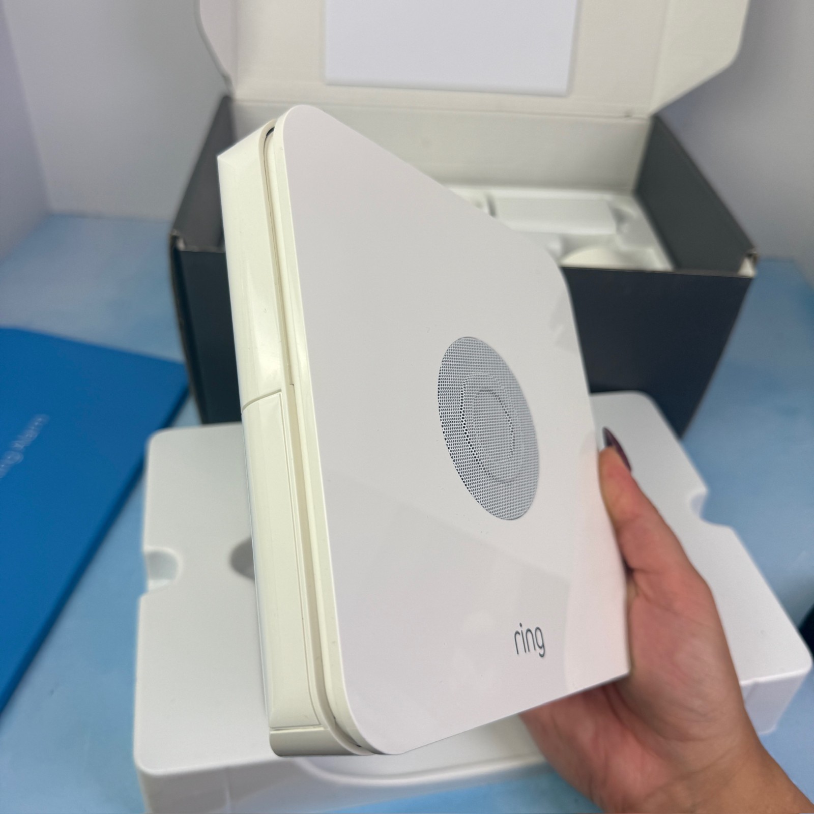 Ring Alarm Wireless Home Security 10 Kit (1st Gen) – White 4K11S7. Open Box