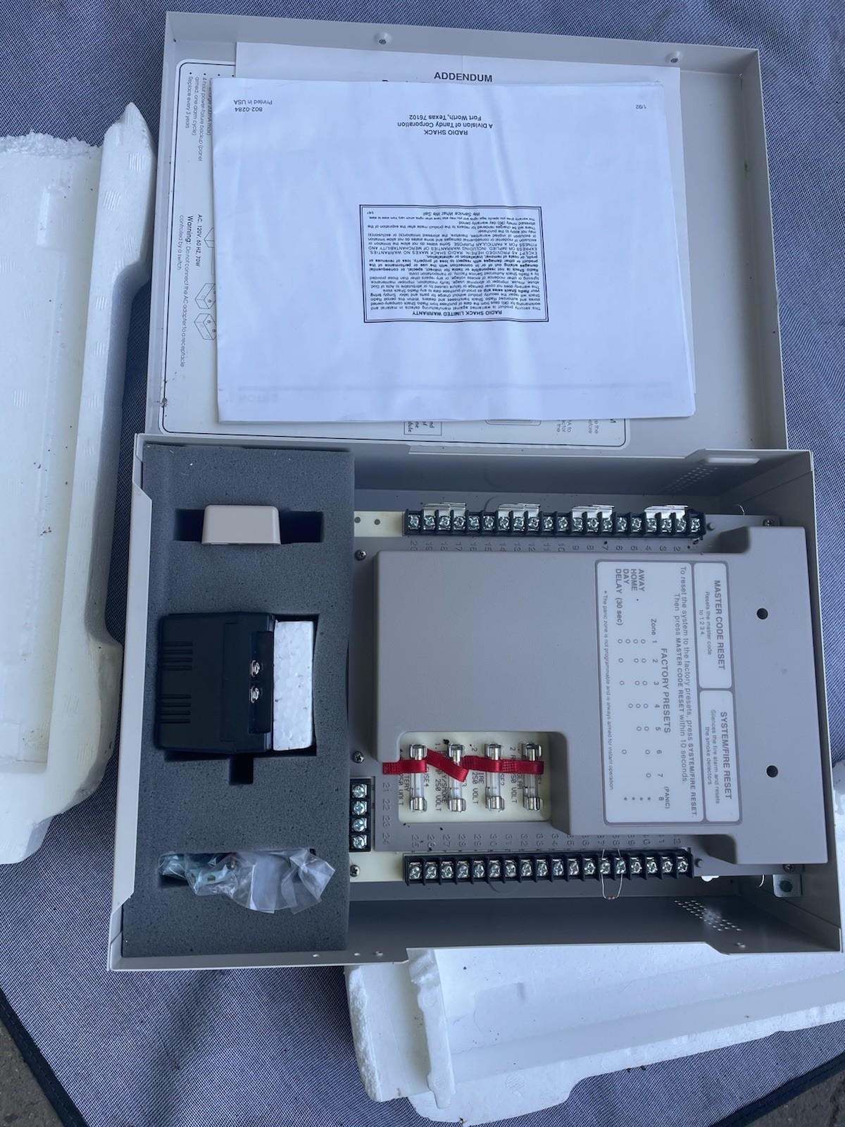Safe House Burglar Alarm Center 49-485 New Old Stock Vintage