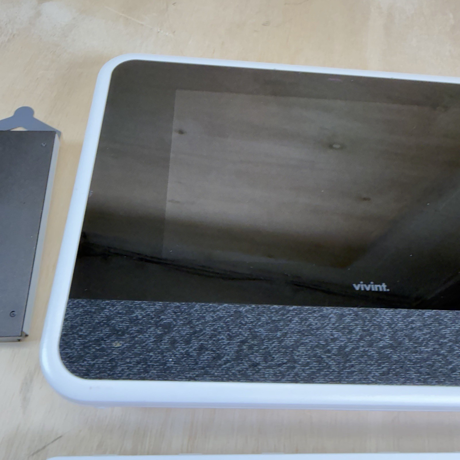 Vivint Smart Home Touchscreen Control Panel VS-SH2000-C00