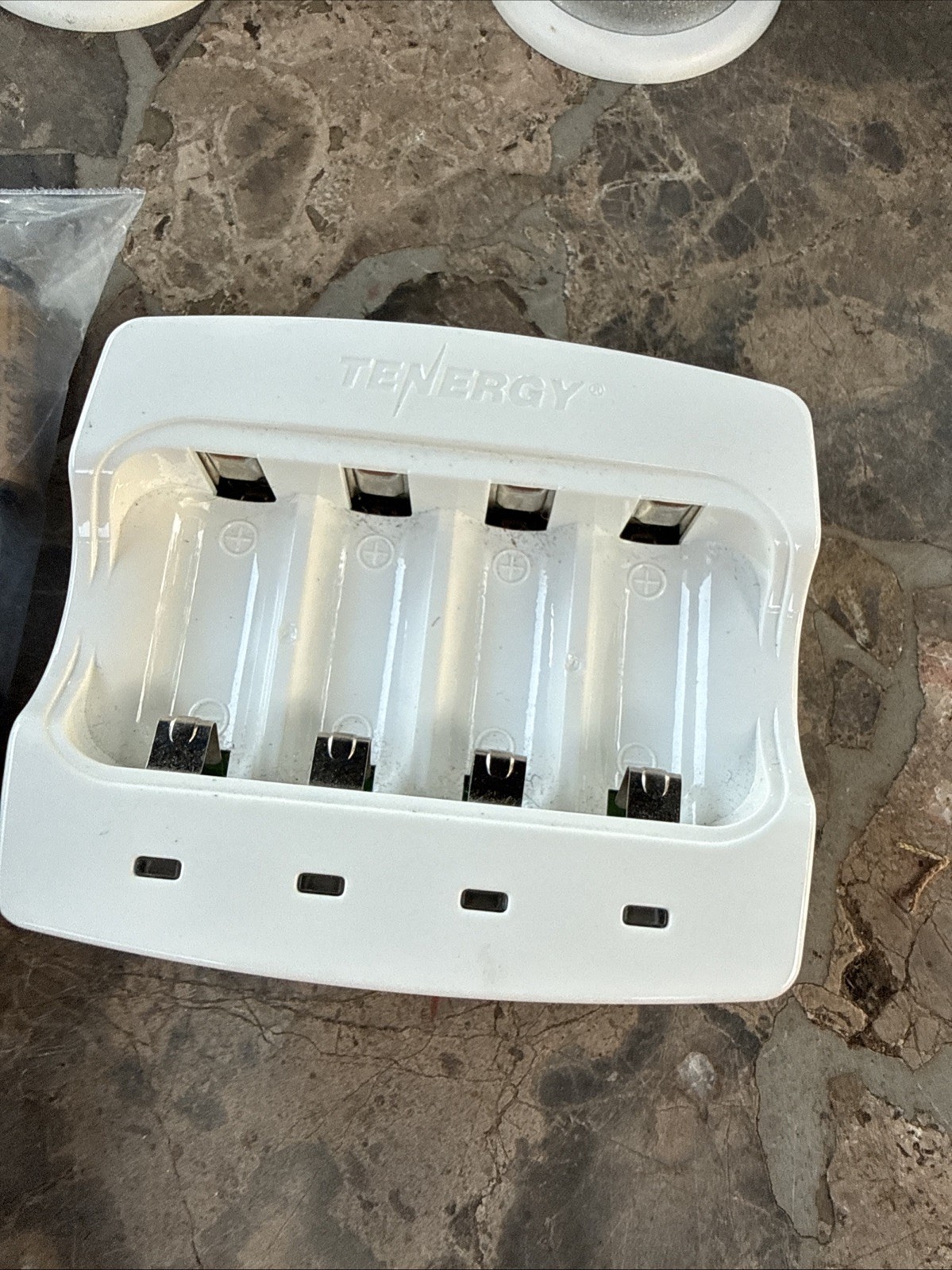 Lot Of 8 Netgear Arlo VMC3030 Add-On HD Cameras W/ Mounts Batteries Charger