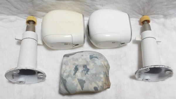 ARLO NETGEAR VMC3030 SECURITY CAMERAS WITH MOUNTS – LOT OF TWO (2)