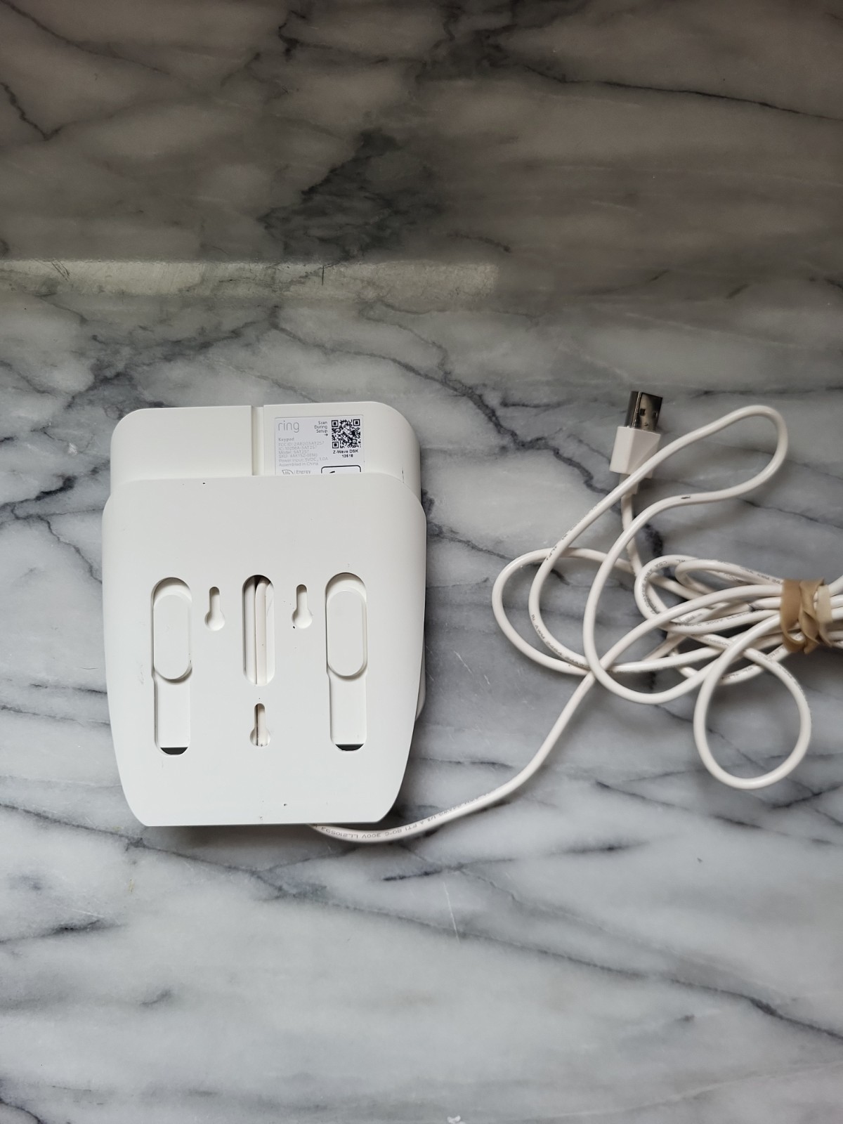 Ring Alarm Keypad 5AT2S7 (2nd Gen) with USB Cable **ONLY**