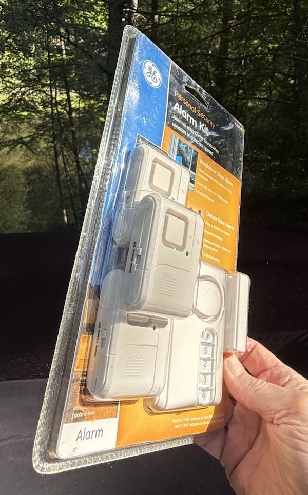 GE Personal Security Alarm Kit #51107 – Window or Door Alarm Brand New!