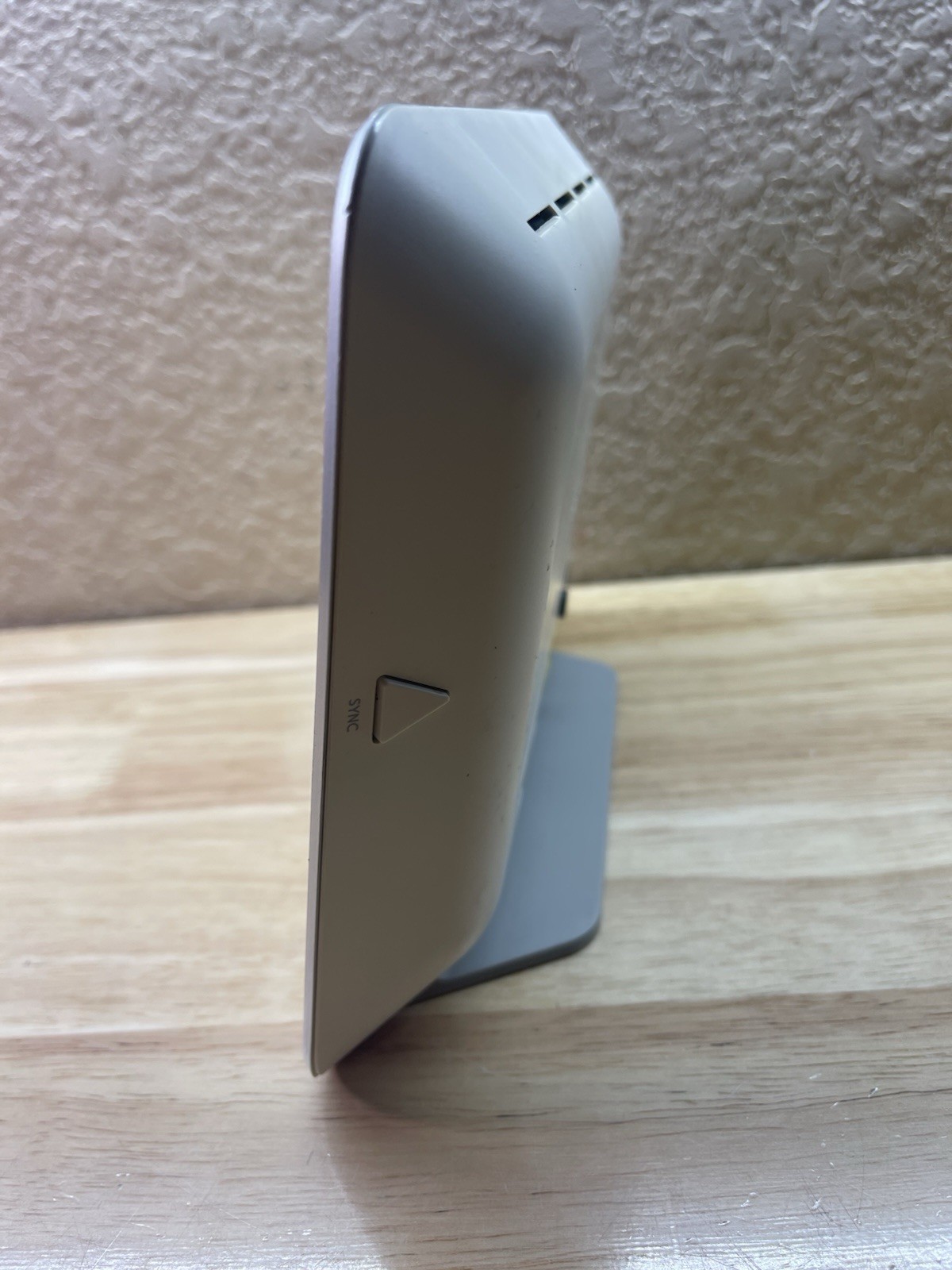 Netgear Arlo Security Base Station VMB3000 w/ Power Adapter – No Cameras