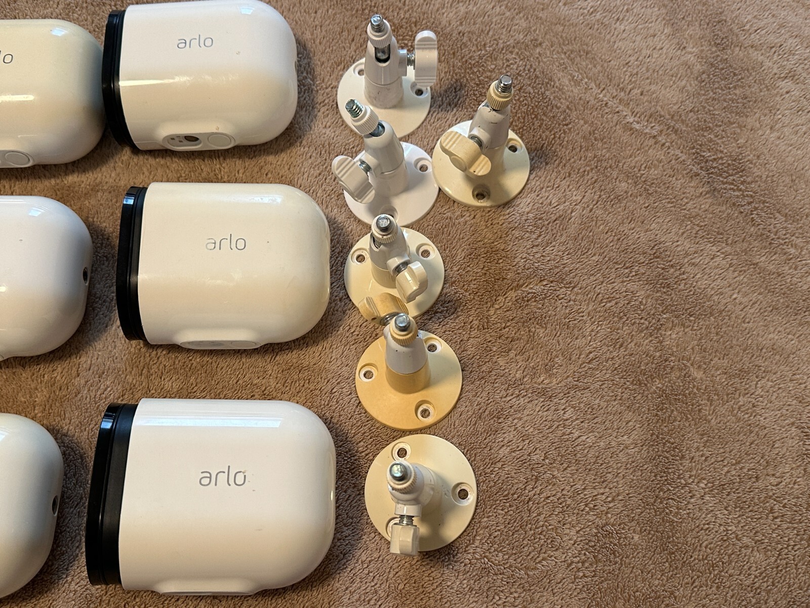 Arlo Pro 3 Security System – 6 VMC4040p Cameras, Batteries, VMB4540 Base Station
