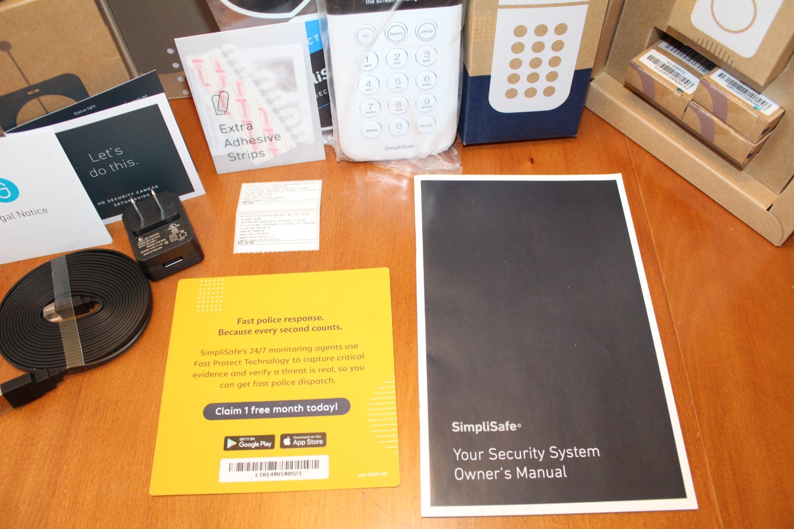 SimpliSafe Home Security System with Indoor & Outdoor Cameras – 8 Piece Kit