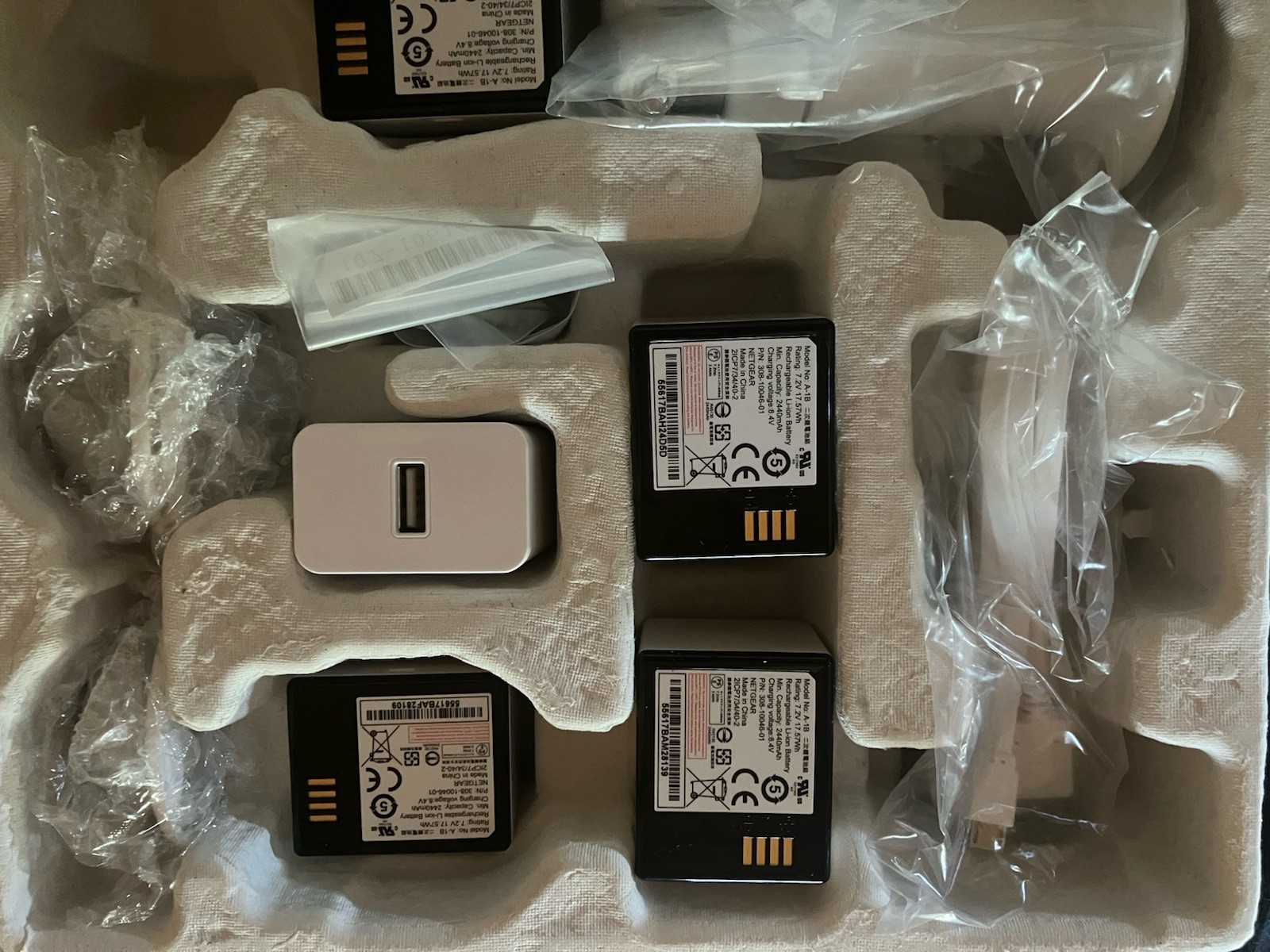 Arlo Pro 3 Wire-Free Security System – 3 Camera Kit. Md# VMB4000