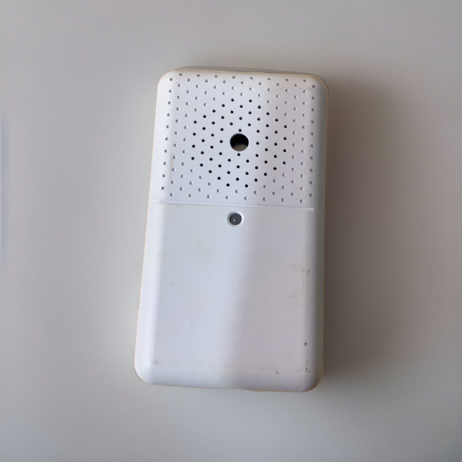 AT&T SW-ATT-SRN 41798 Wall Plug In Siren Wireless Security System
