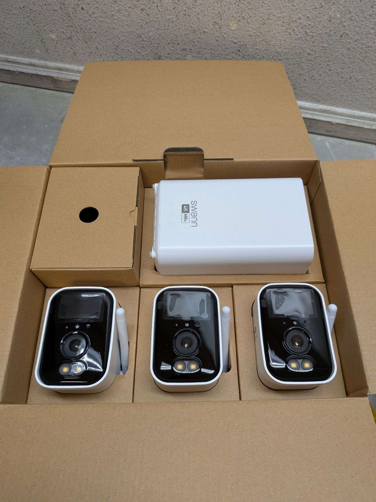 Swann MaxRanger4K 3-Camera Long-Range Wireless Security System NO MONTHLY FEE