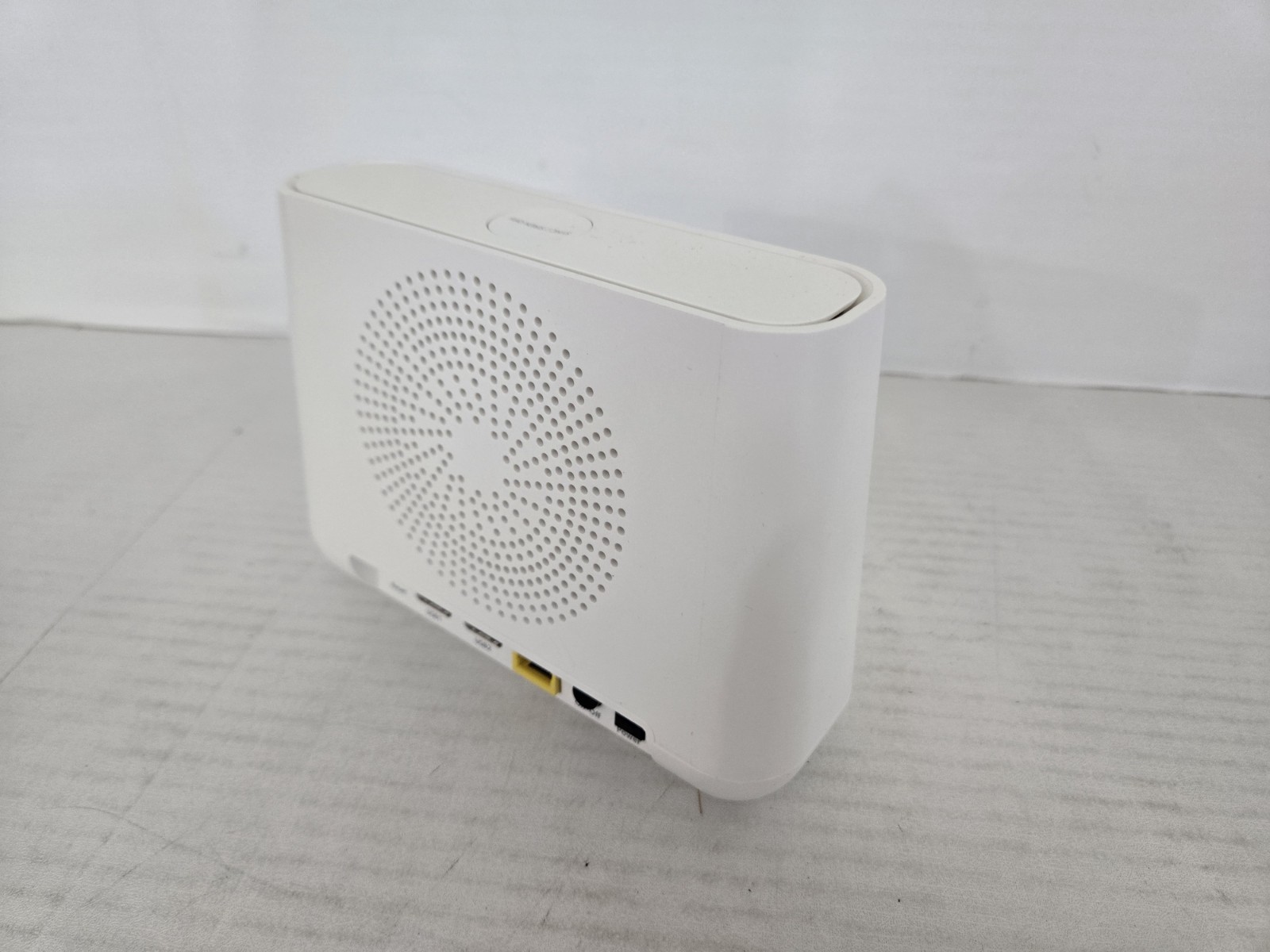 Arlo Ultra VMB4000 Hub Base Station Arlo Pro 2, 3, 4, Ultra, Ultra 2 FREE SHIP