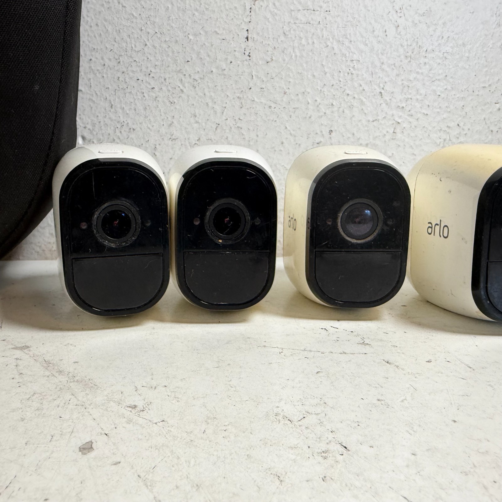 Netgear Arlo Pro White Smart Security Base Station Hub with Security Cameras
