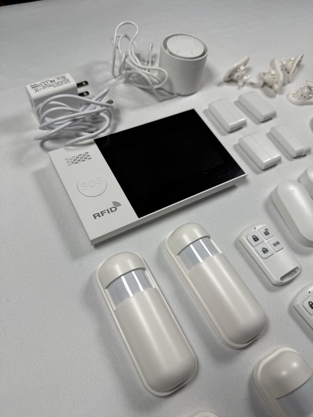 Tuya Complete Alarm System RFID APP Remote Control High Decibel White