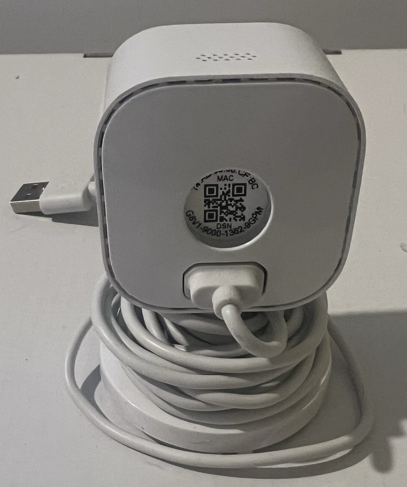 Blink Mini Indoor Plug-in HD 1080p Wireless Security Camera White BCM00300U