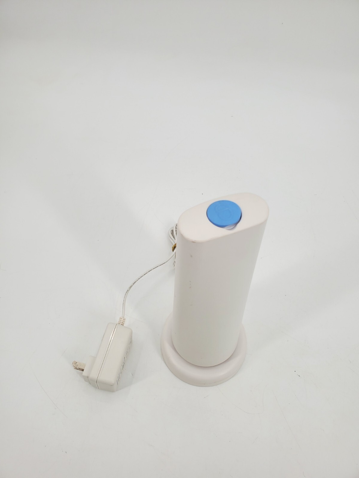 SimpliSafe White 10 1/2″ Base Station Transmitter Module BS1000