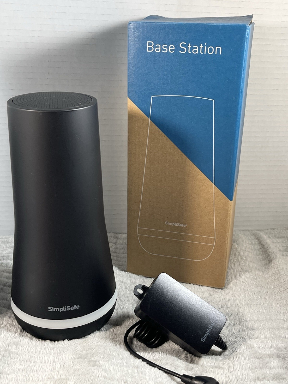 SimpliSafe Base Station SSBS3 Home Security Hub Tested w/ Box