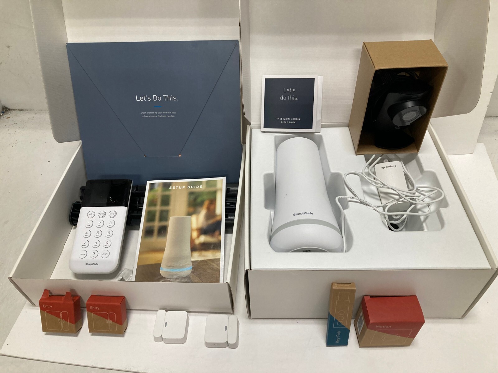 SimpliSafe 10-Piece DIY Home Security Kit with 1080p HD Security Camera