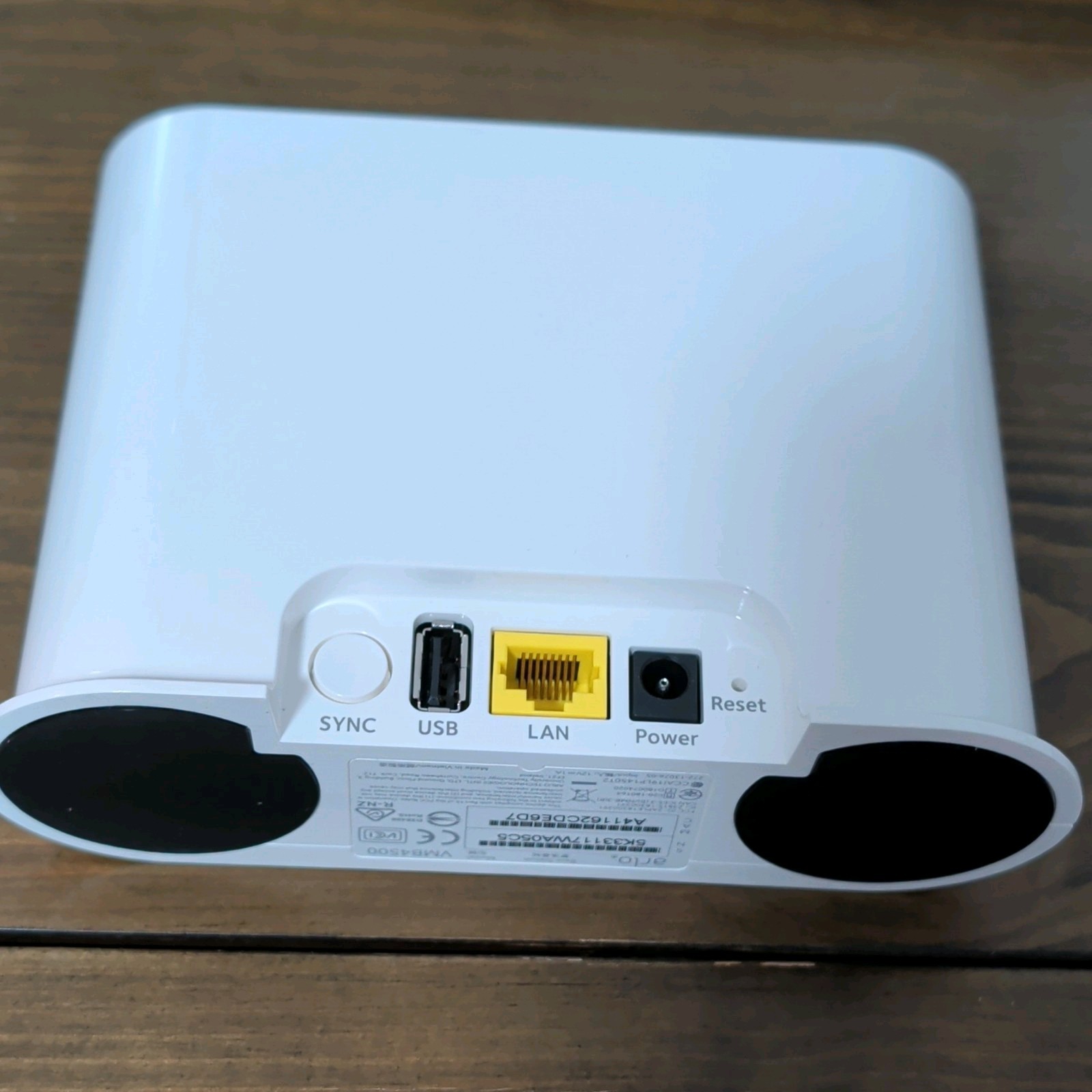 Arlo VMB4500r2 Base Station Hub, Wi-Fi, With Power Adapter