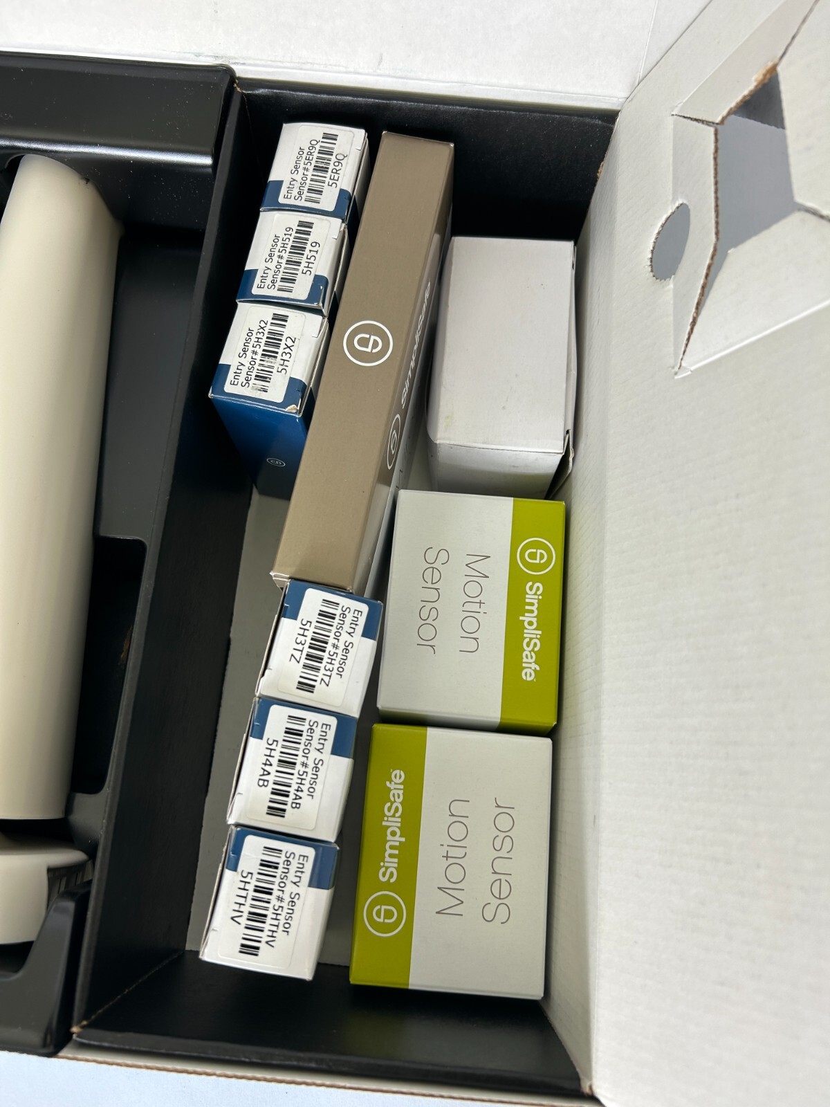 SimpliSafe DIY Home Security Kit