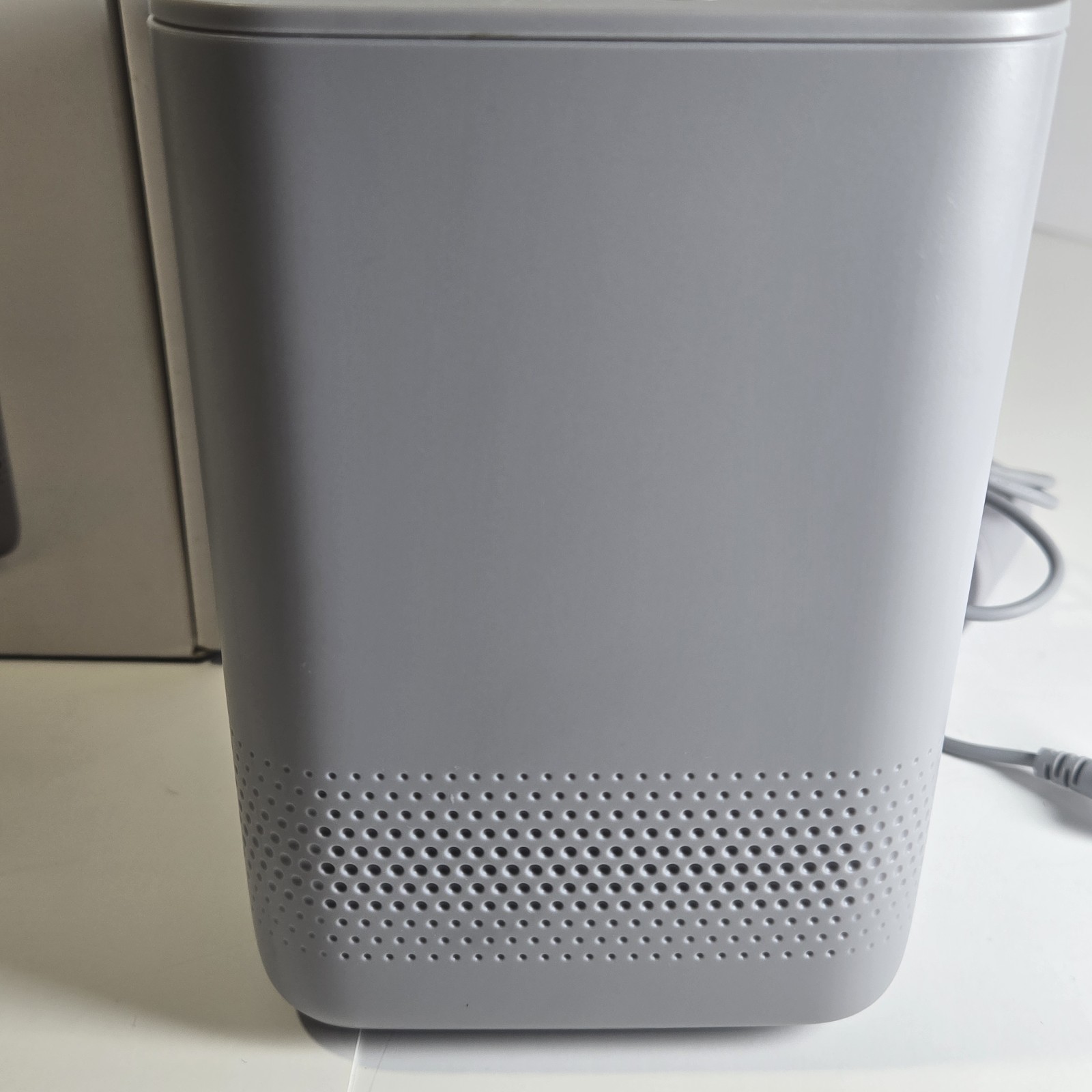 Blue by ADT Smart Home Hub Model S40LR1-01 White. No Instructions Used.
