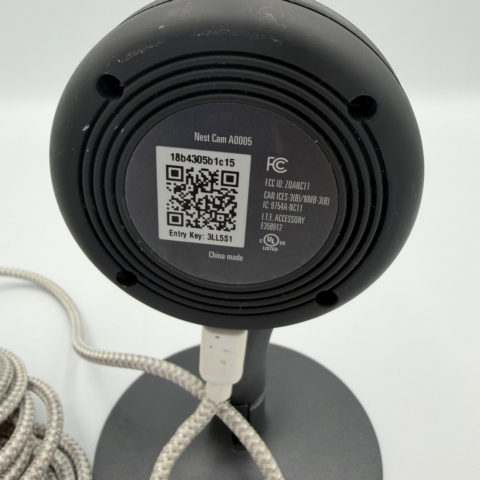 Google Nest Cam w/Stand Indoor Security Wi-Fi Camera Model A0005 Black 1st Gen