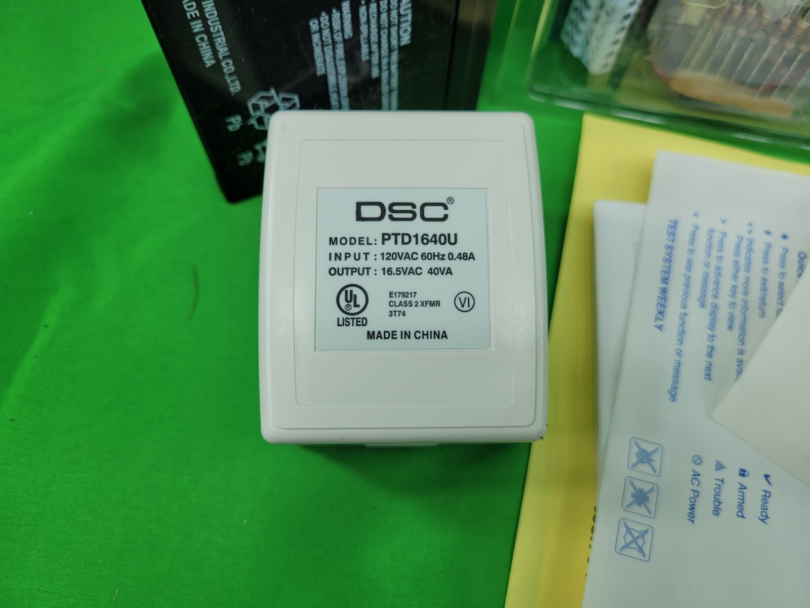 DSC HS32-51CP01 PowerSeries Wireless Alarm System Kit