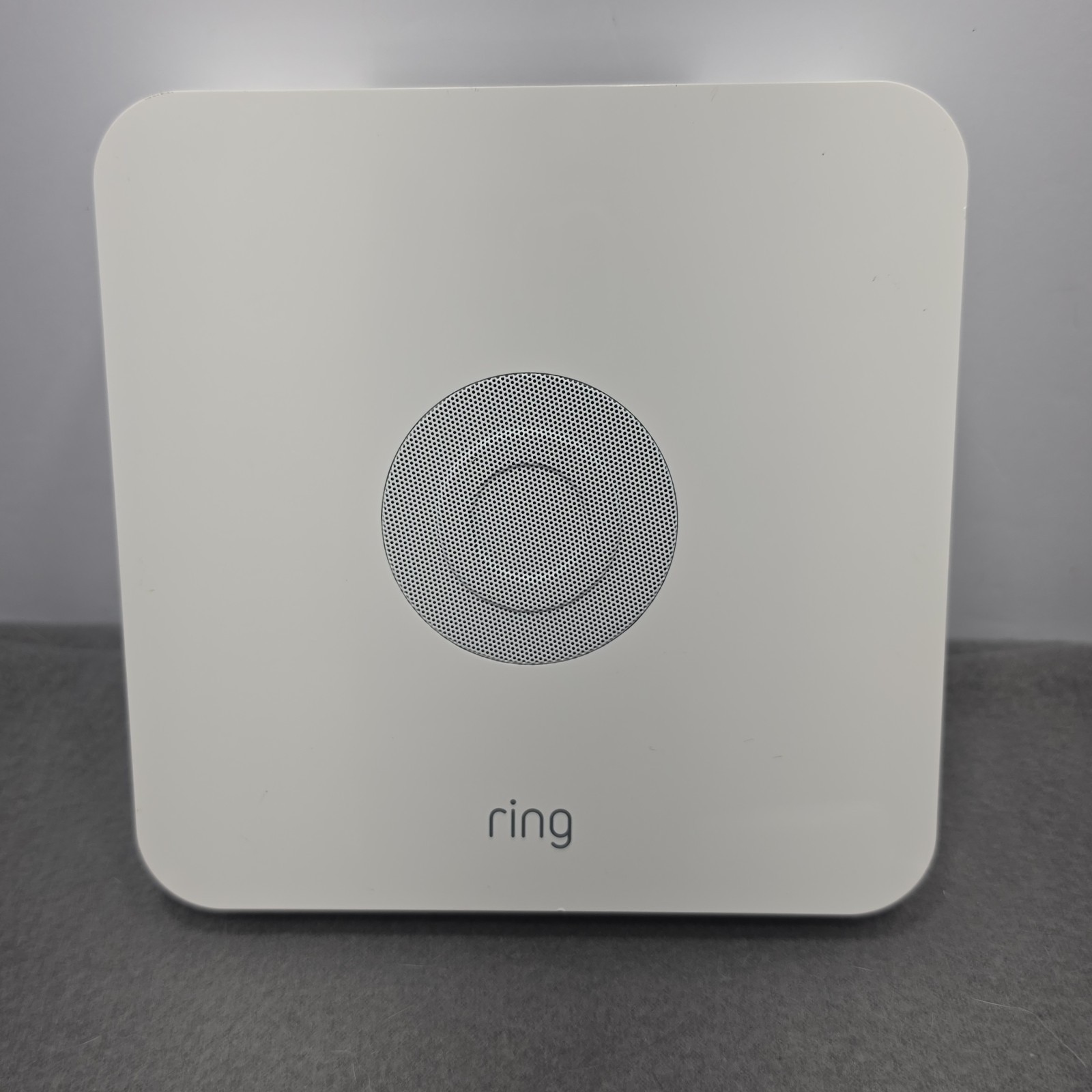 Ring Alarm Home Security System Base Station 4HB1S70EN0 UNKNOWN REGISTRATION J