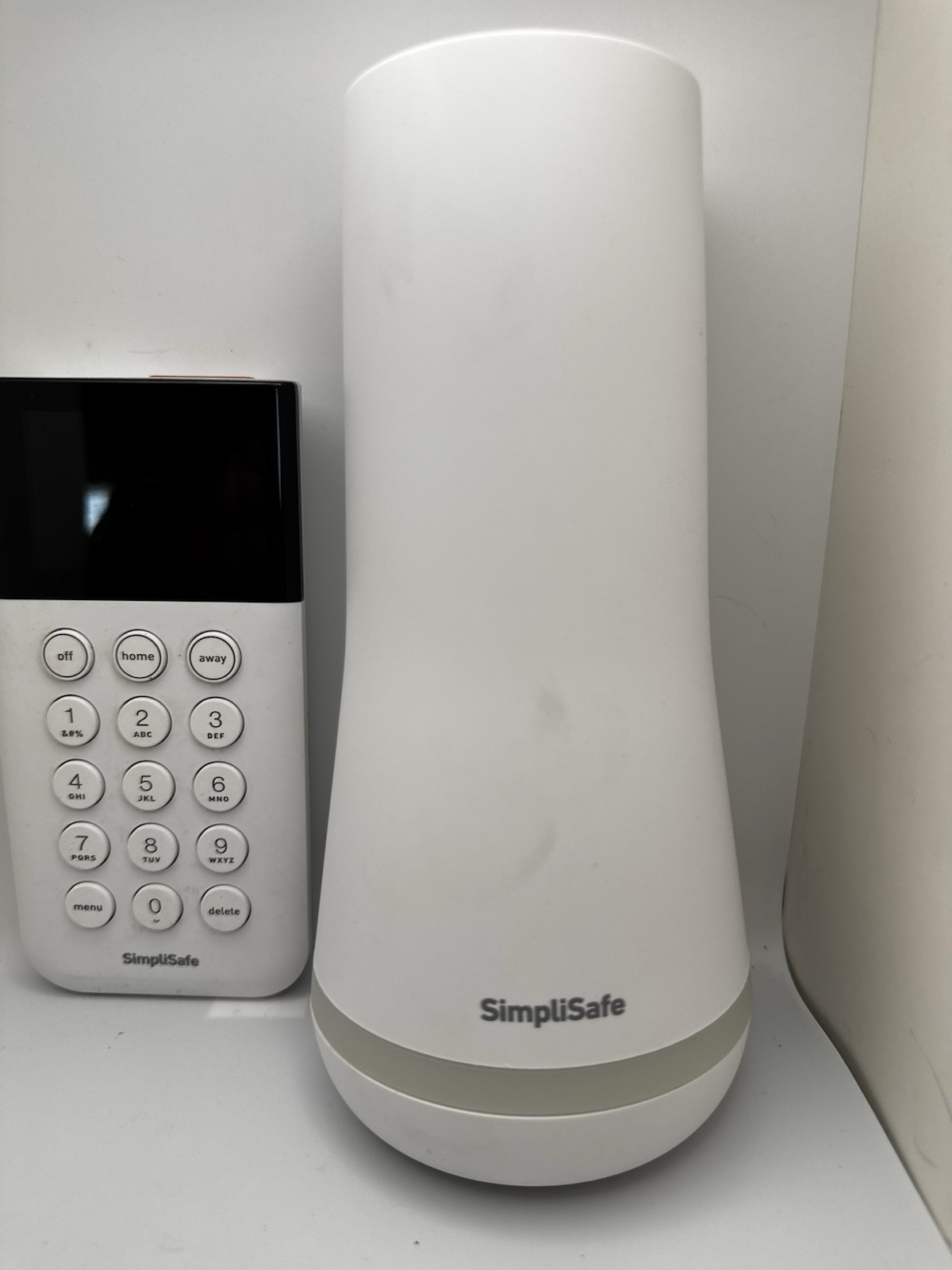 SimpliSafe Home Security System Base Station SSBS3 w/ Keypad SSKP3
