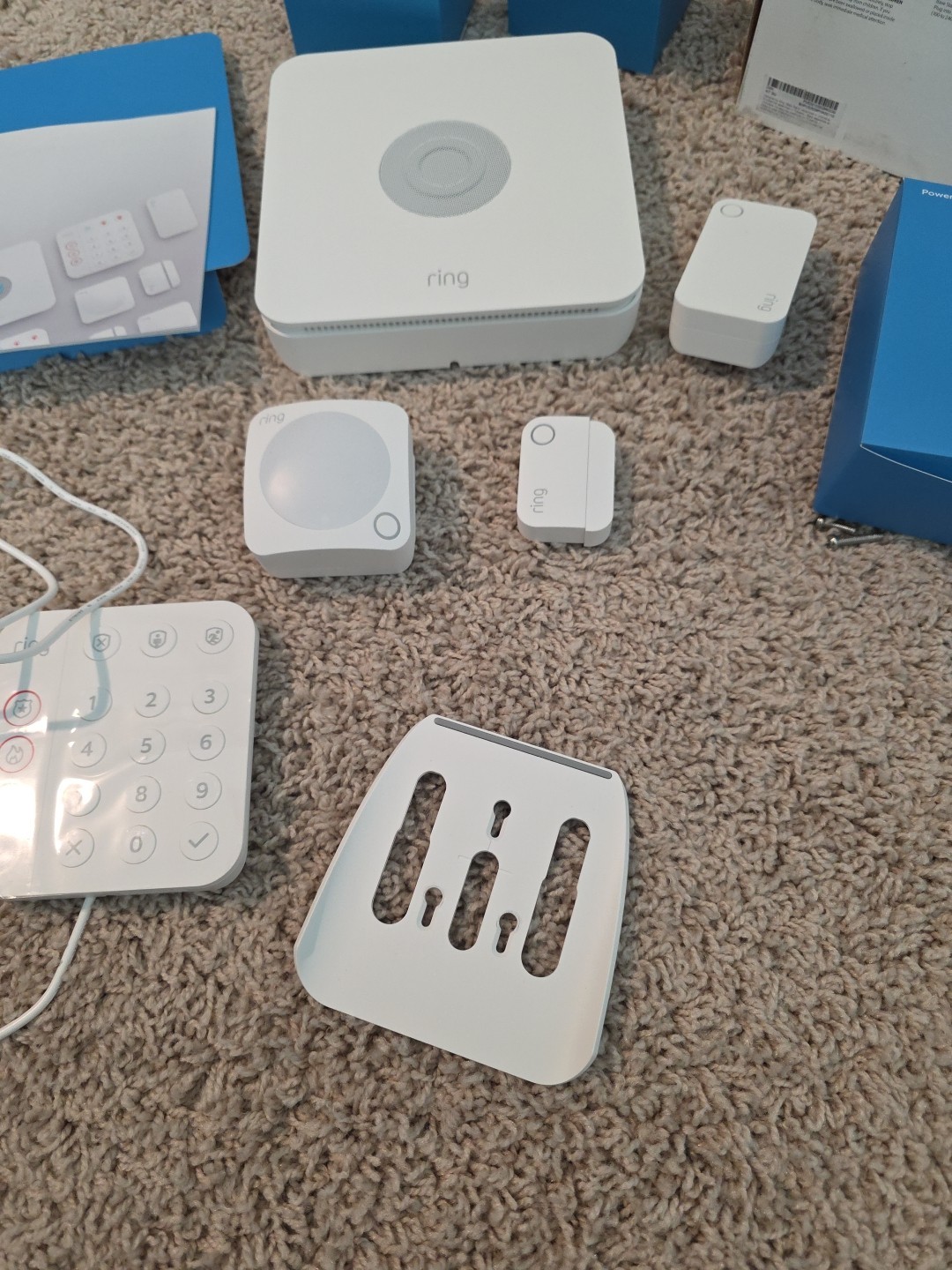 Ring Wireless Indoor Alarm Security Kit – 5 Piece