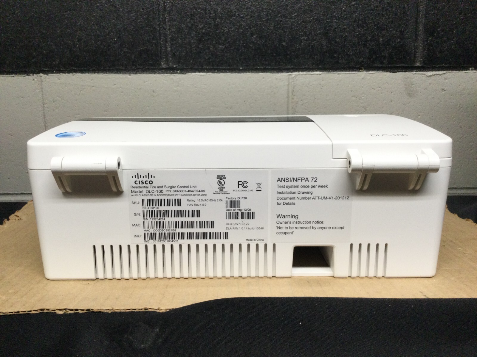 Cisco/AT&T Residential Fire and Burglar Control Unit DLC-100