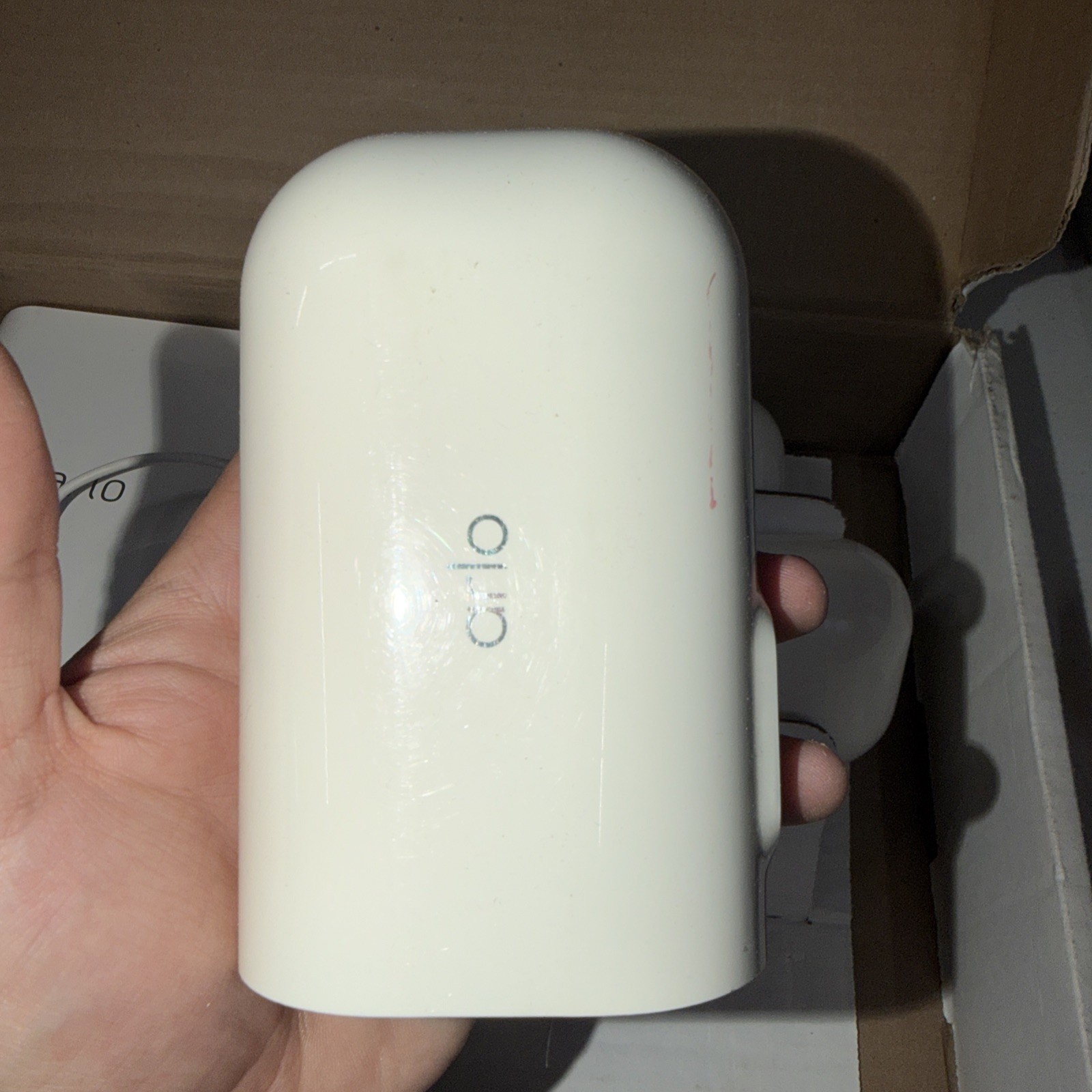 Arlo VMS4452P-100NAR Pro 4 XL Batt 4 Pack + Hub