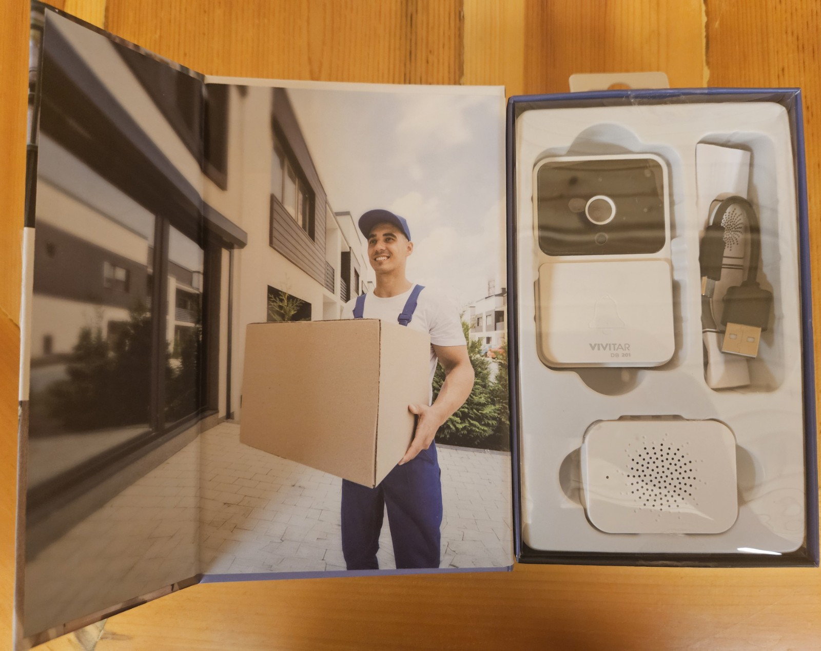 Vivitar Security Video Doorbell & Chime Kit WIFI White DB201 NOC NEW