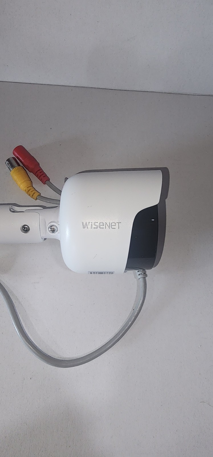 Wisenet SDH-B74086BF 8 Pack w/ 5 SDC-79446BF, 60ft Cables