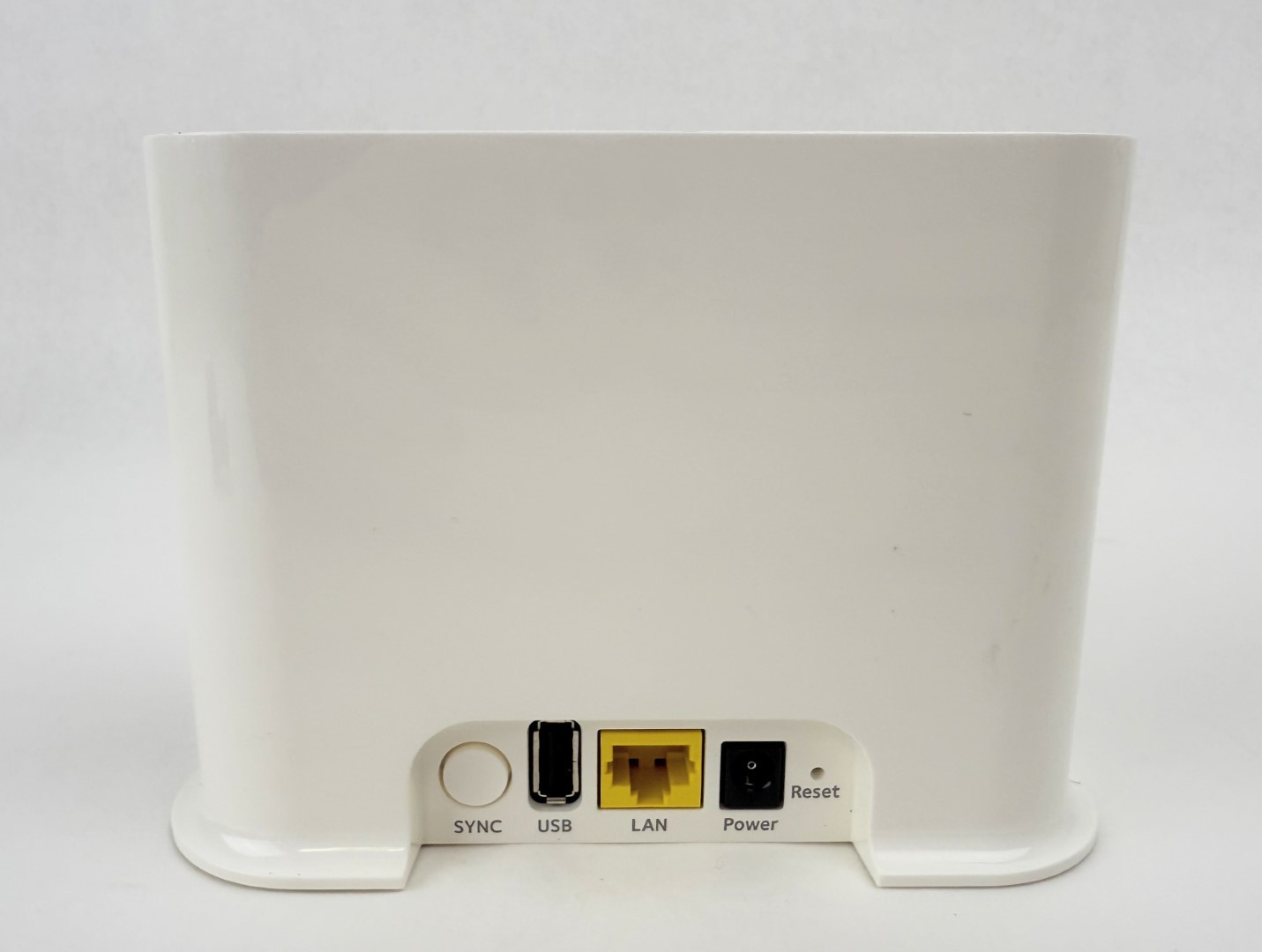 Arlo Base Station VMB4500-100NAS – White – U