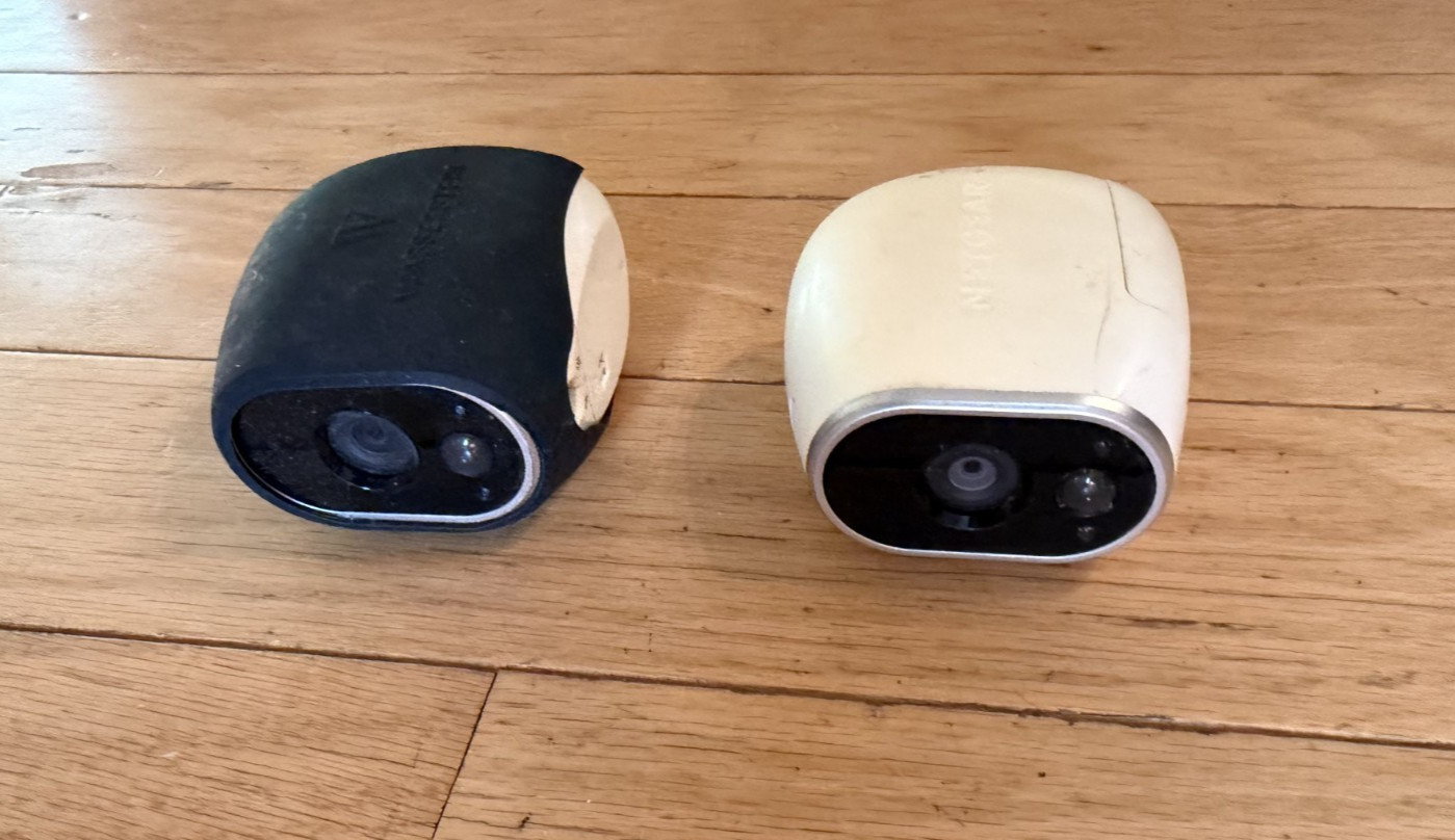 Arlo VMB3000 2-Camera Security System
