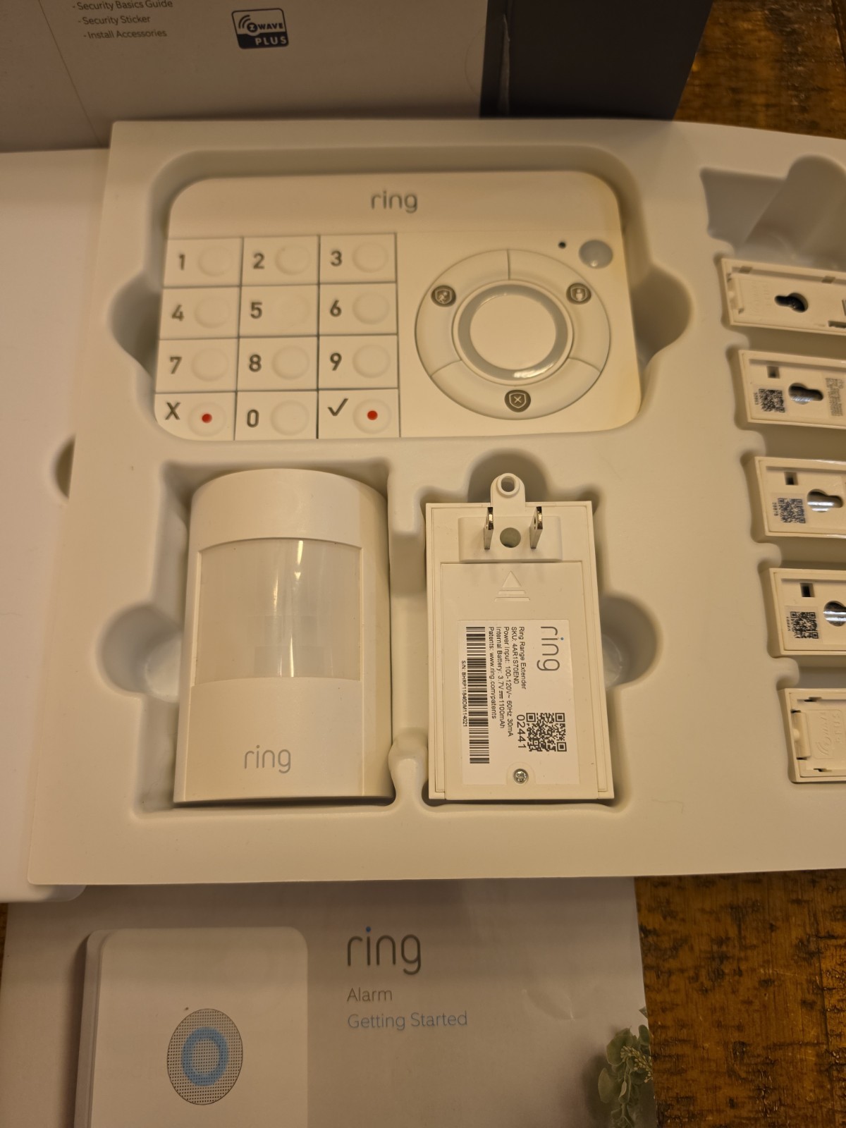 Ring Alarm Home Security System 5-Piece Kit Indoor Siren Home Safety Station