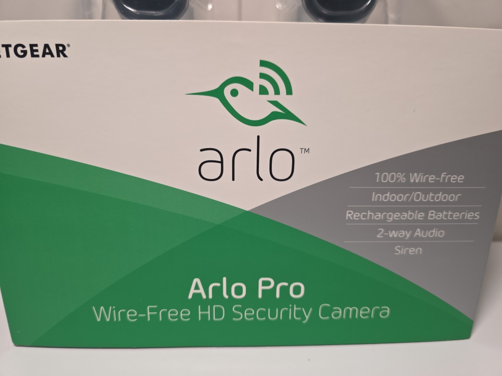 Arlo Pro 2 Wire-free HD Security Cameras. Model #VMS4230 NEW