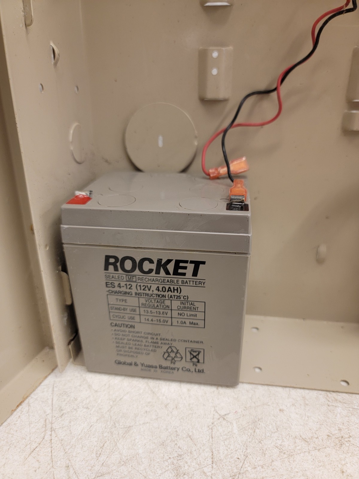 ADEMCO Honeywell VISTA-10SE in Enclosure w/ Rocket Battery ES 4-12