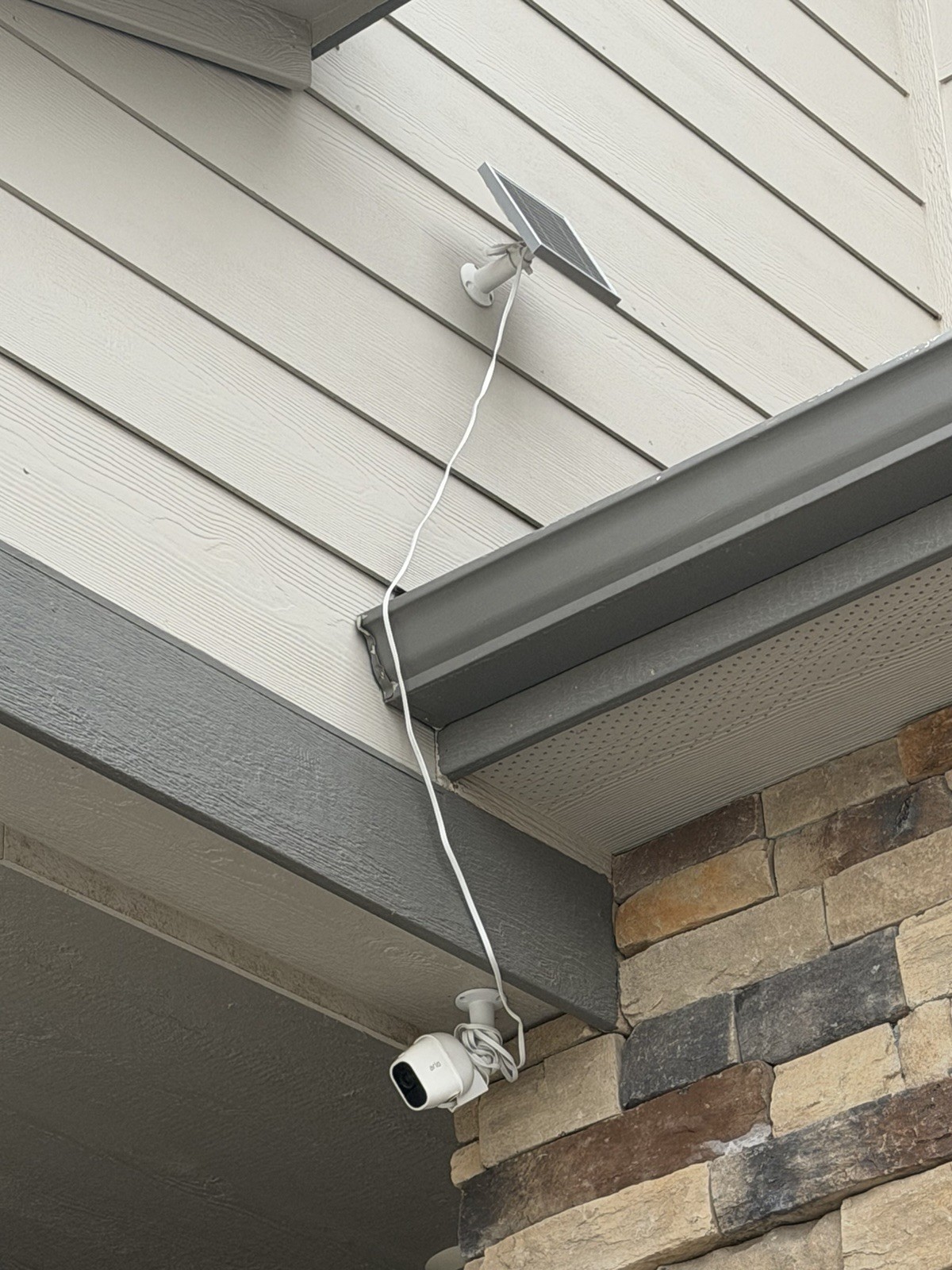 Arlo VMB4500 Wireless Outdoor Weatherproof Night Vision 4 Camera,