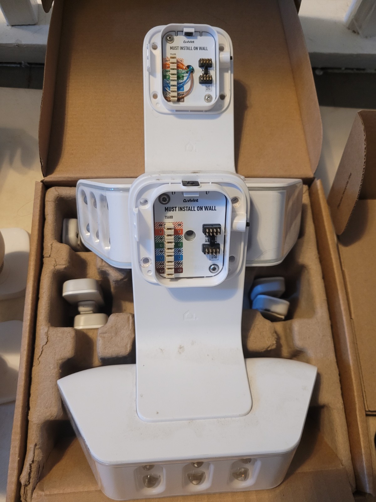 Vivint Smart Home Security System Bundle