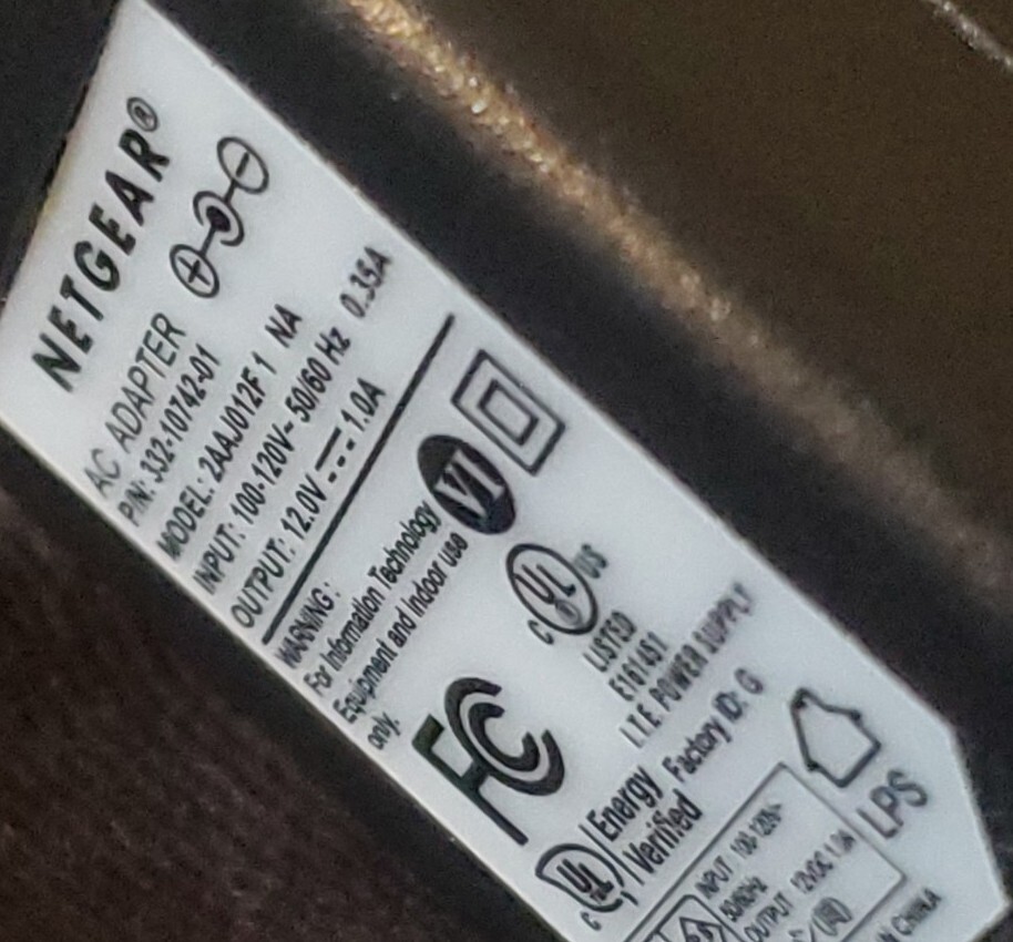 Genuine Netgear 2AAJ012F1 AC Adapter P/N  332-10742-01