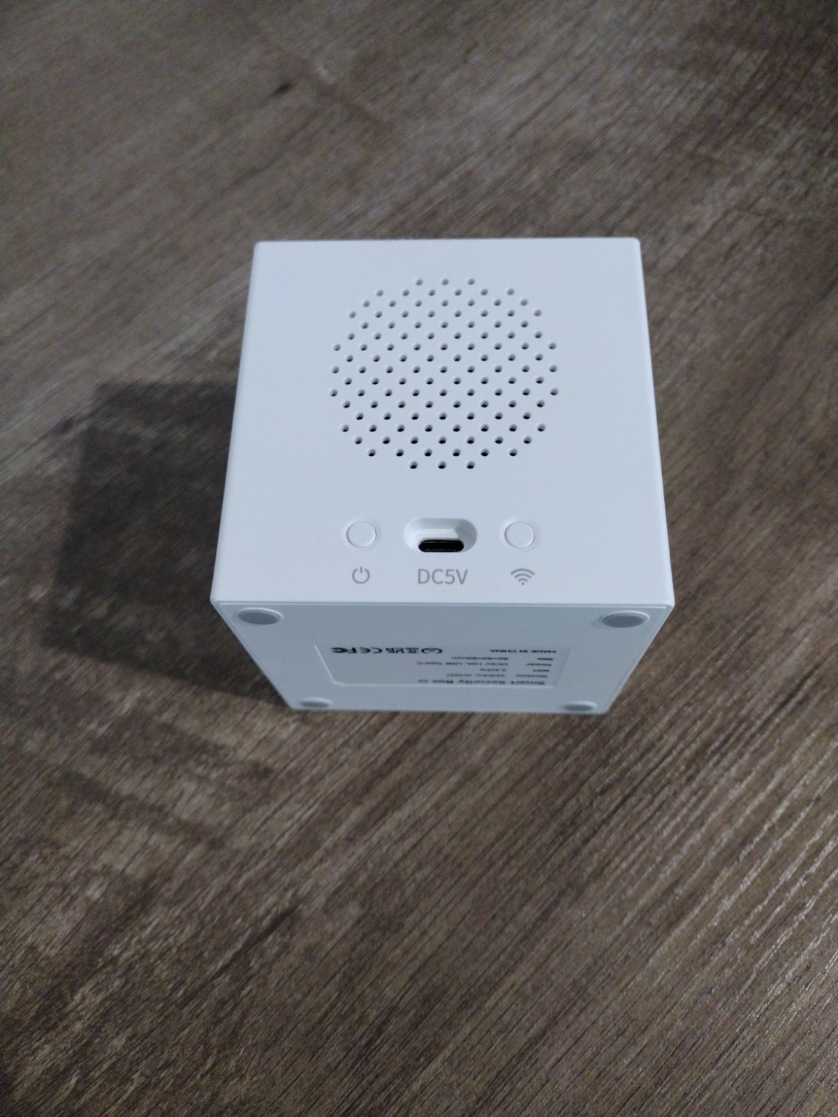 Smart Home Wireless Security Alarm System Kit (WiFi, No Monthly Fees) – Open Box