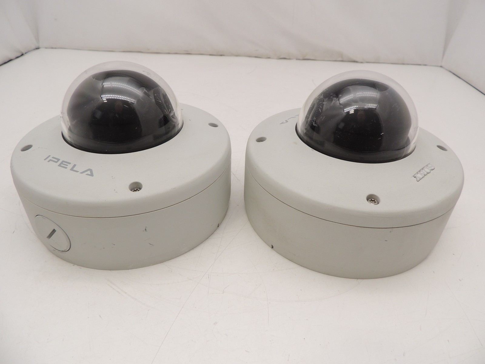 Lot of 2 Sony IPELA SNC-DS60 Network IP POE Dome Security Camera w/ Plate