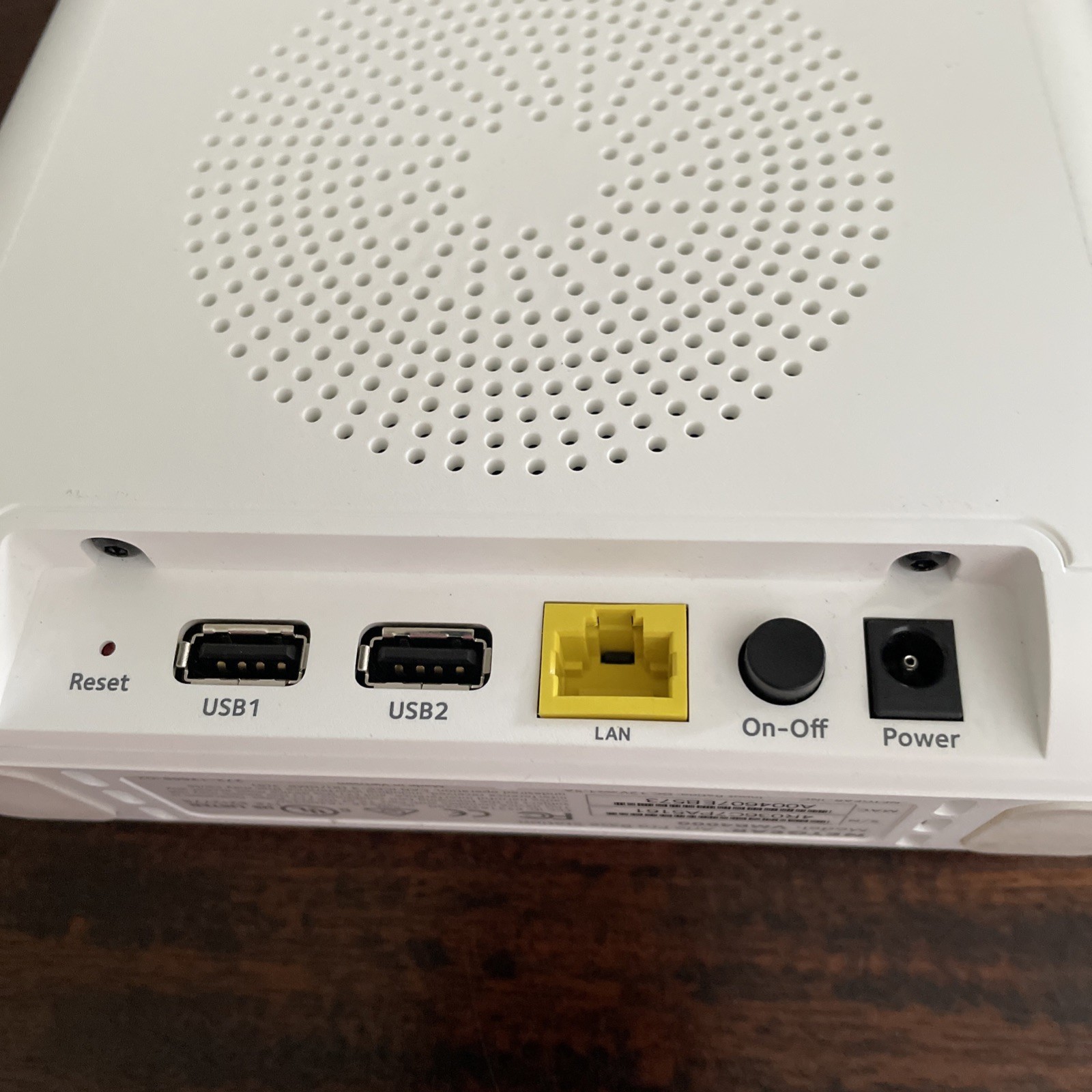 Netgear Arlo Pro VMB4000 Wireless Security Camera Base Station Only Untested