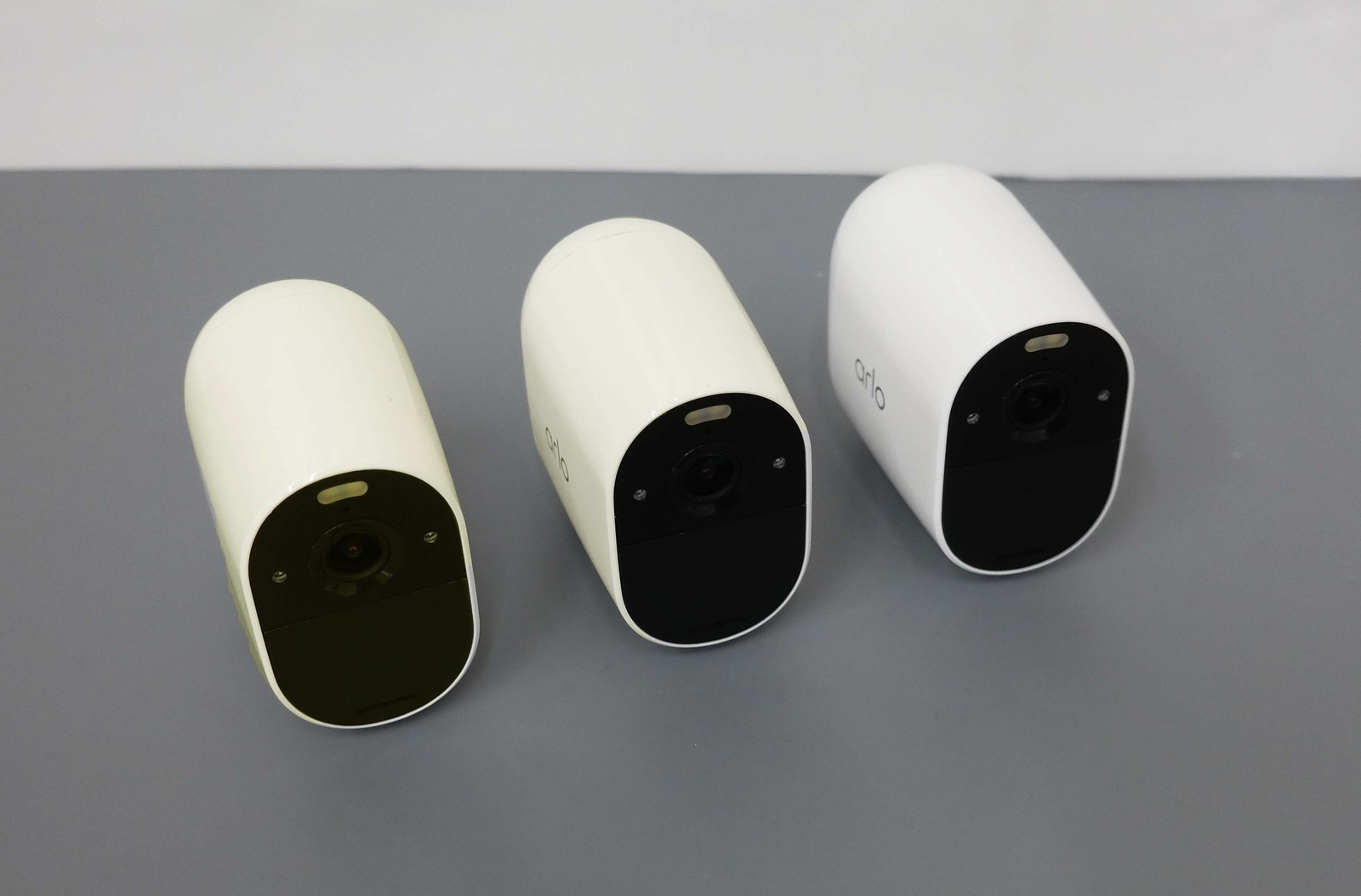 Arlo Essential VMC2330 Spotlight Indoor/Outdoor Wireless Camera 3-Pack