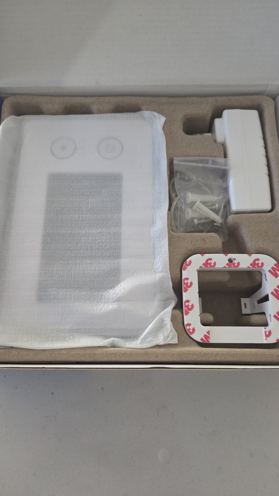 2Gig 2GIG-TS1-E Wireless Touch Screen Keypad New Open Box 2GIG-TS1