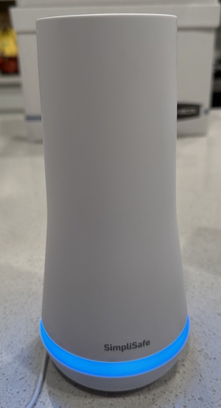 SimpliSafe Home Security System Base Station SSBS3 with Keypad SSKP3 & Remote
