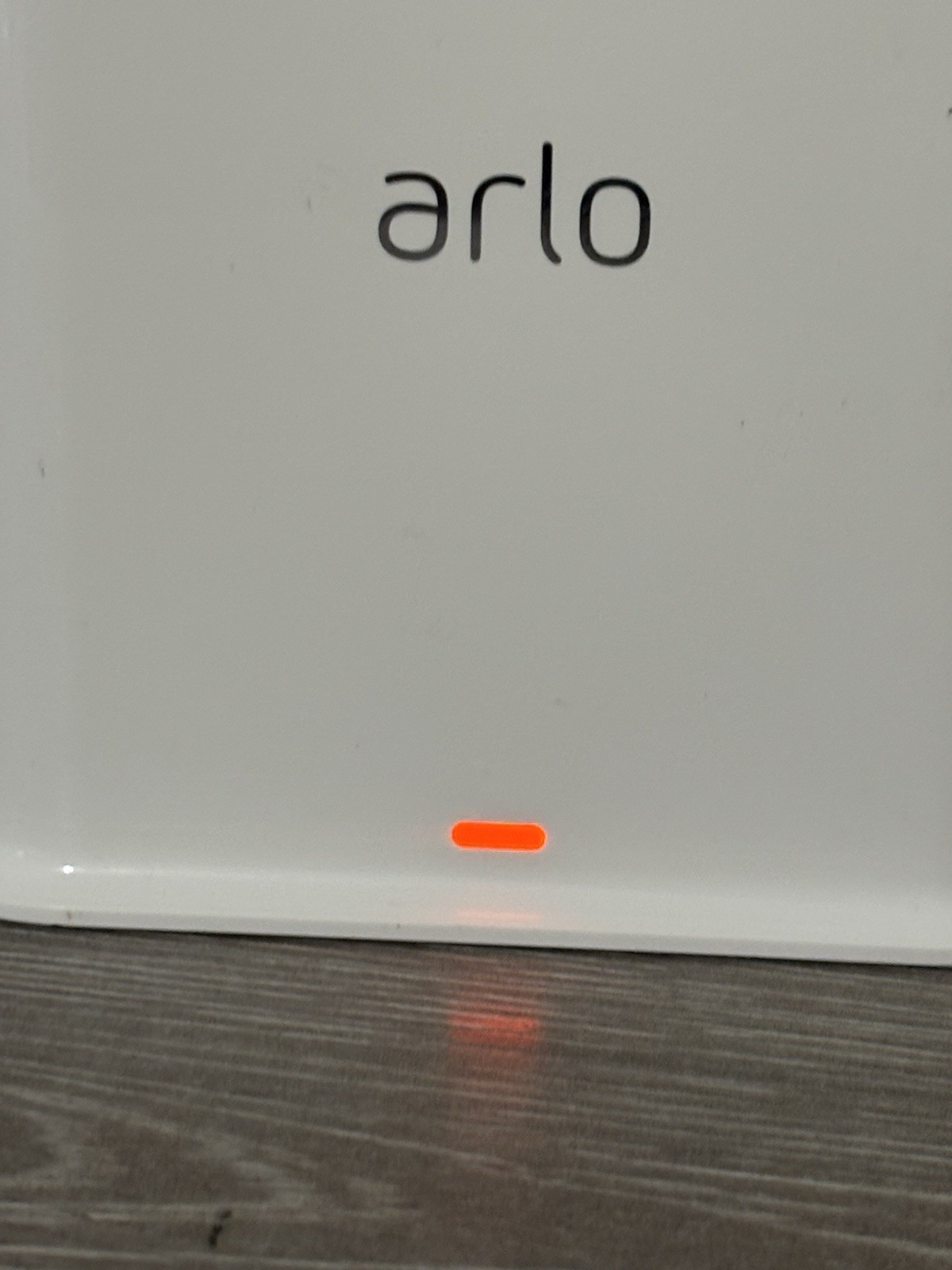 2x NETGEAR Arlo Base Stations VMB40000 VMB4540 and 2 VMC4030P Cameras – AS-IS